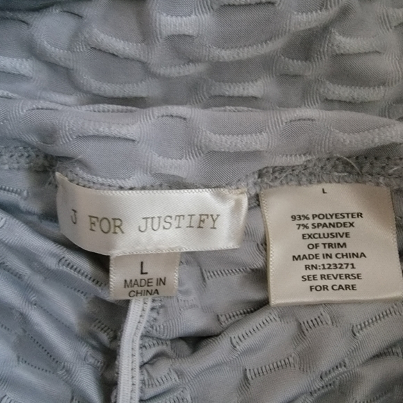 J for Justify Butt Lifting Leggings - Picture 2 of 2